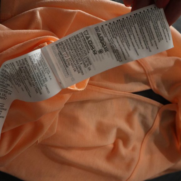 active top, Under Armour, - Picture 3 of 6